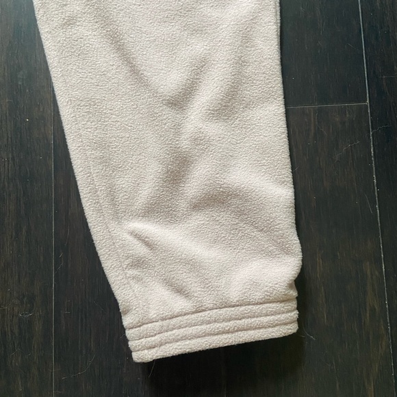 PATAGONIA WOMEN’S MICRO D FLEECE JOGGERS IN STINGRAY MAUVE SZ XL - Picture 5 of 11